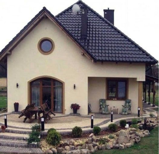 Cum să îți construiești o casă cu un buget de 2.500 euro maxim