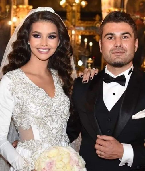 Adrian Mutu Pe Sandra am pus ochii când avea doar 15 -16 ani și era la Miss RomâniaEu eram însurat