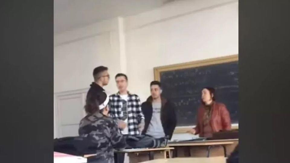 România Educată Un elev umilește o profesoară de matematică. O să vă fac catalogul guler