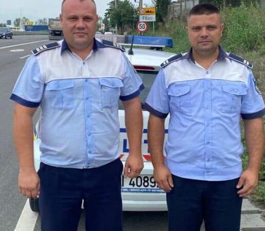 Doi polițiști din Filiași au impresionat o lume întreagă. Ce gest au putut să facă agenții