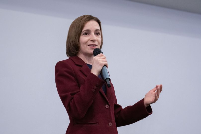 De ce nu s-a căsătorit niciodată Maia Sandu, de fapt. Detalii neașteptate depre viața personală a președintelui Republicii Moldova, 𝙄𝙉 𝘾𝙊𝙈𝙀𝙉𝙏𝘼𝙍𝙄𝙄 ▼