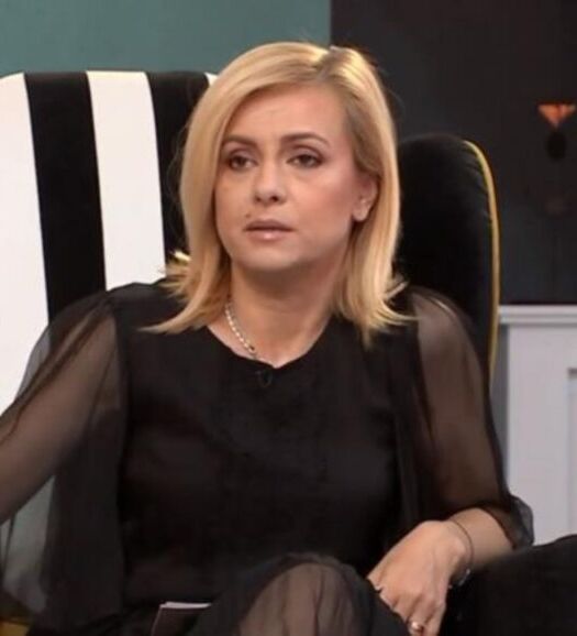 Anuntul trist facut de Simona Gherghe: „Nimeni nu pleacă de bine de acasă!”