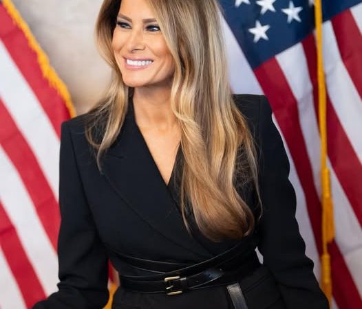 Melania Trump în noaptea balului de Învestire. Ținuta soției lui Donald Trump i-a lăsat pe toți fără cuvinte