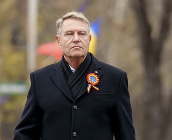 Unde a fost văzut Klaus Iohannis după ce a devenit șomer. Prima apariție în public după ce a demisionat din funcția de șef de stat