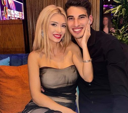 Andreea Bălan și Victor Cornea s-au căsătorit în secret Artista își adoptă numele de familie și nu mai ascunde acest lucru Doamna Cornea