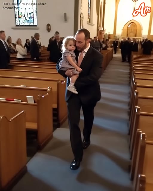 În timp ce stăteam la altar, ușile bisericii s-au deschis larg